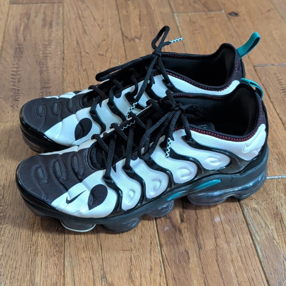 Nike Air VaporMax Griffey Spider Man Black and White Athletic Sneakers - Picture 3 of 11